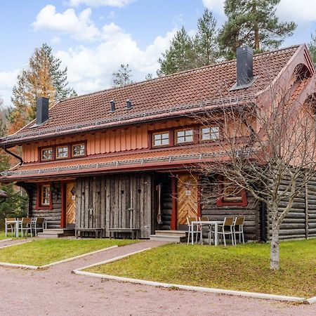 Villa Sagolandsbyn Mora Exterior foto