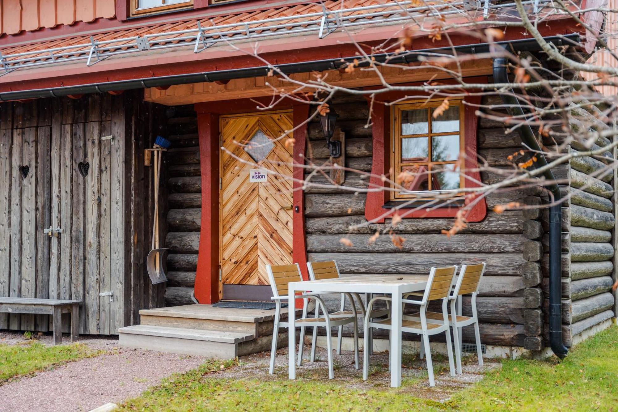 Villa Sagolandsbyn Mora Exterior foto
