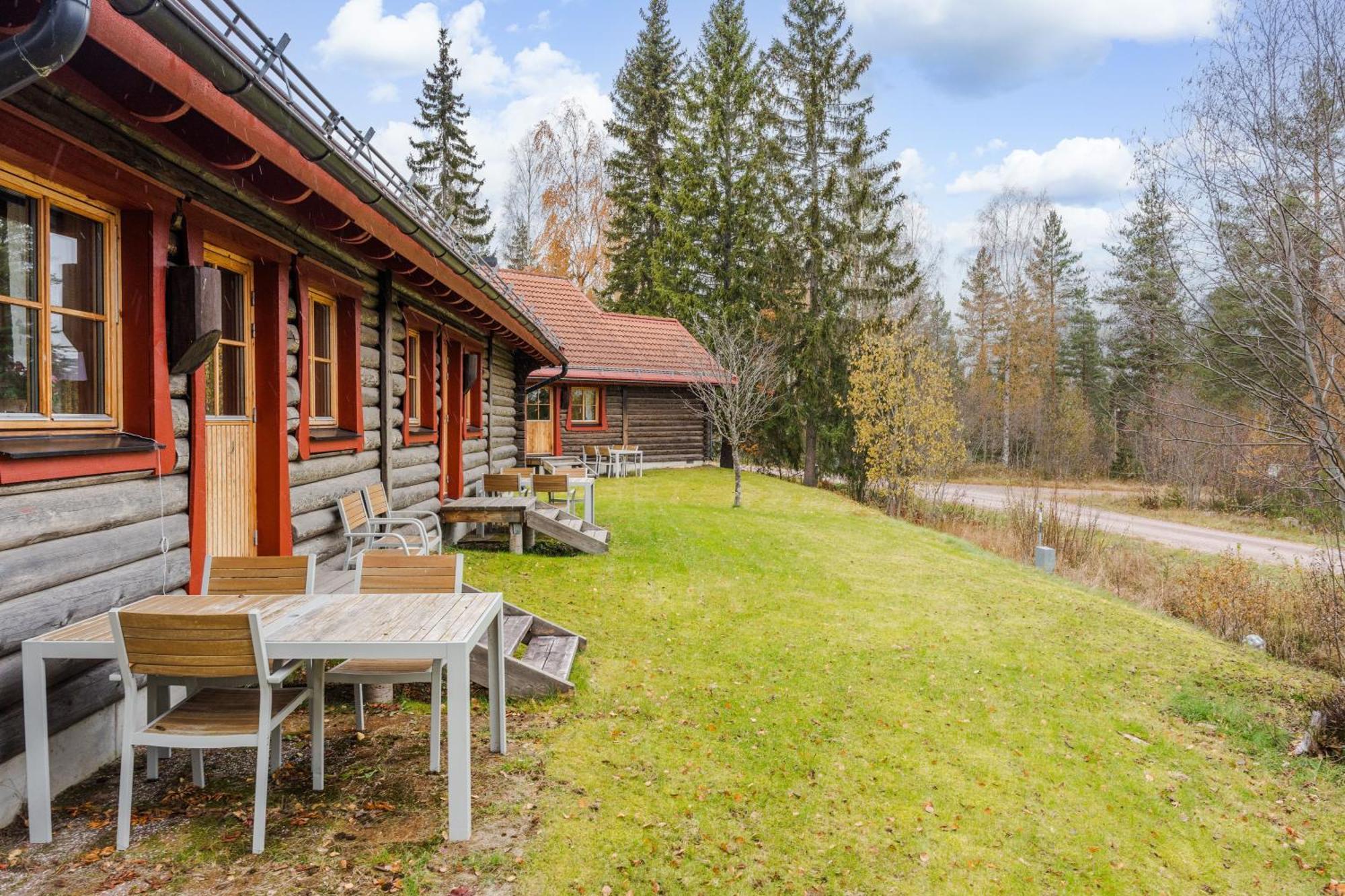 Villa Sagolandsbyn Mora Exterior foto